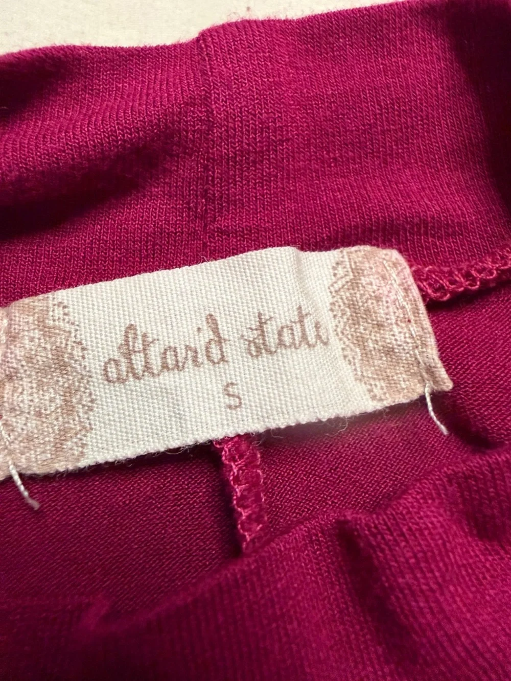 Size S - Picture 2 of 3